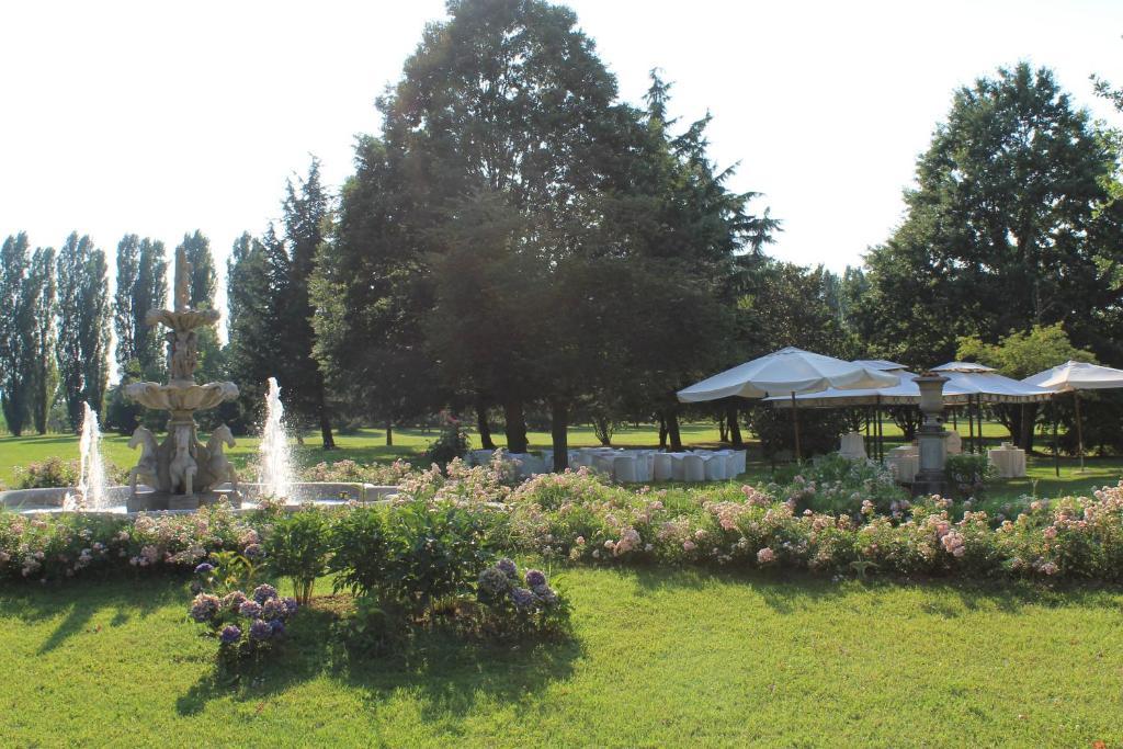 Villa Belvedere 1849 Misano di Gera dʼAdda المظهر الخارجي الصورة